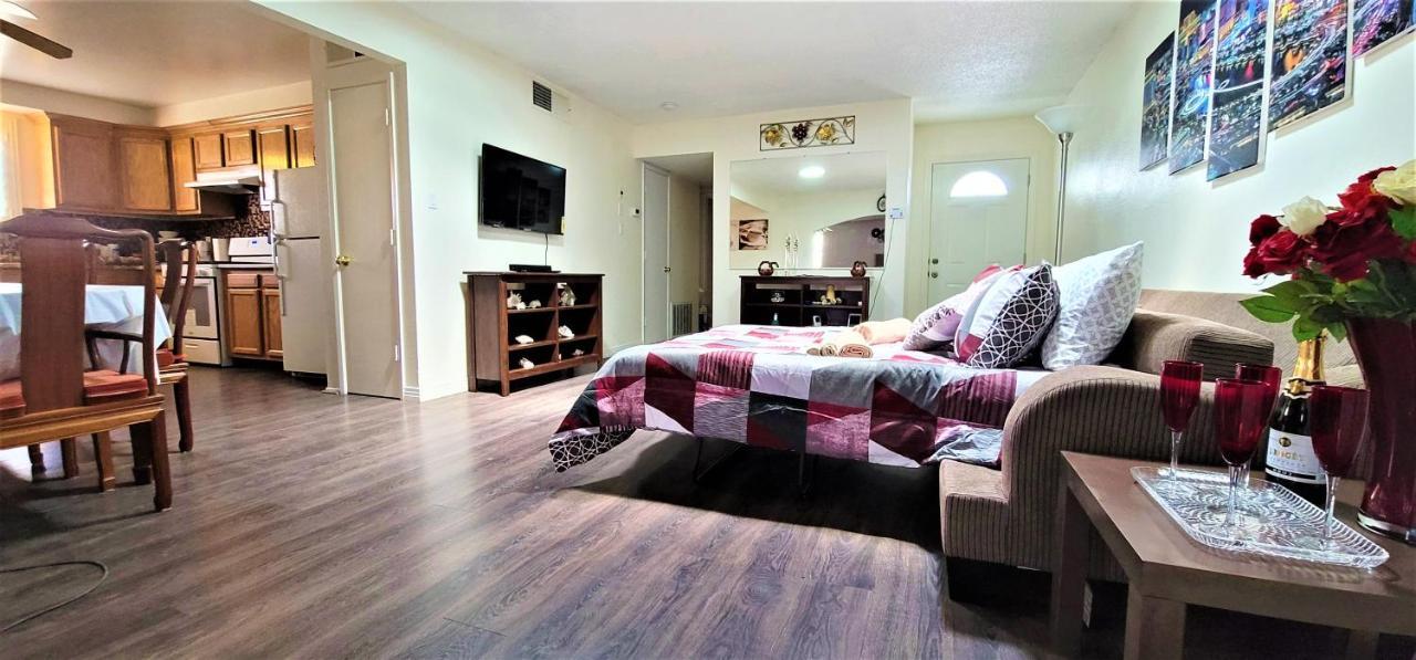 Vacation Home 3.5 Mi To Strip/Dt/Outlt Up To 8 Gst Las Vegas Eksteriør billede