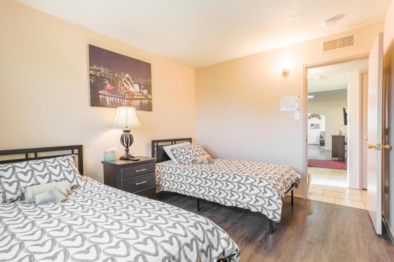 Vacation Home 3.5 Mi To Strip/Dt/Outlt Up To 8 Gst Las Vegas Eksteriør billede