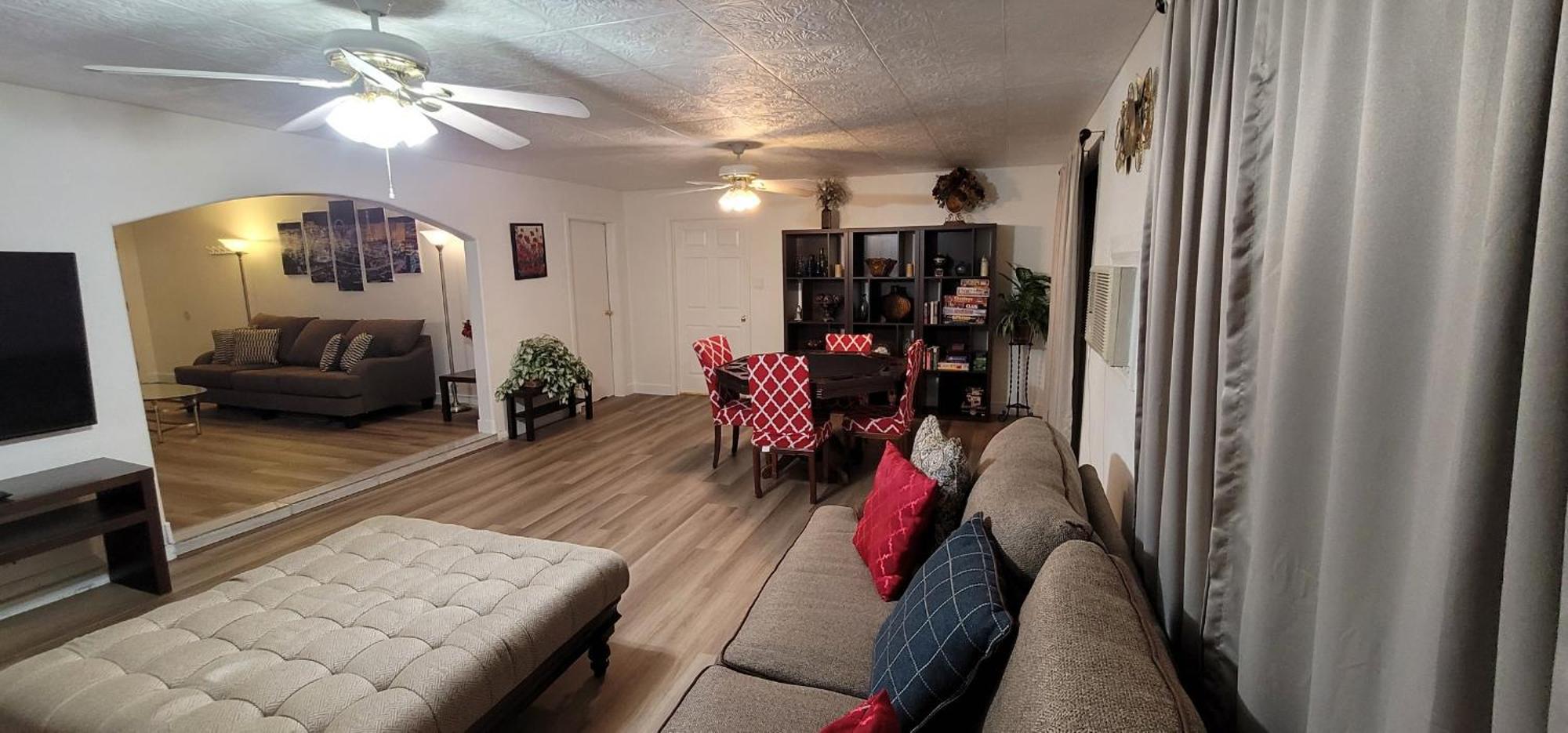 Vacation Home 3.5 Mi To Strip/Dt/Outlt Up To 8 Gst Las Vegas Eksteriør billede