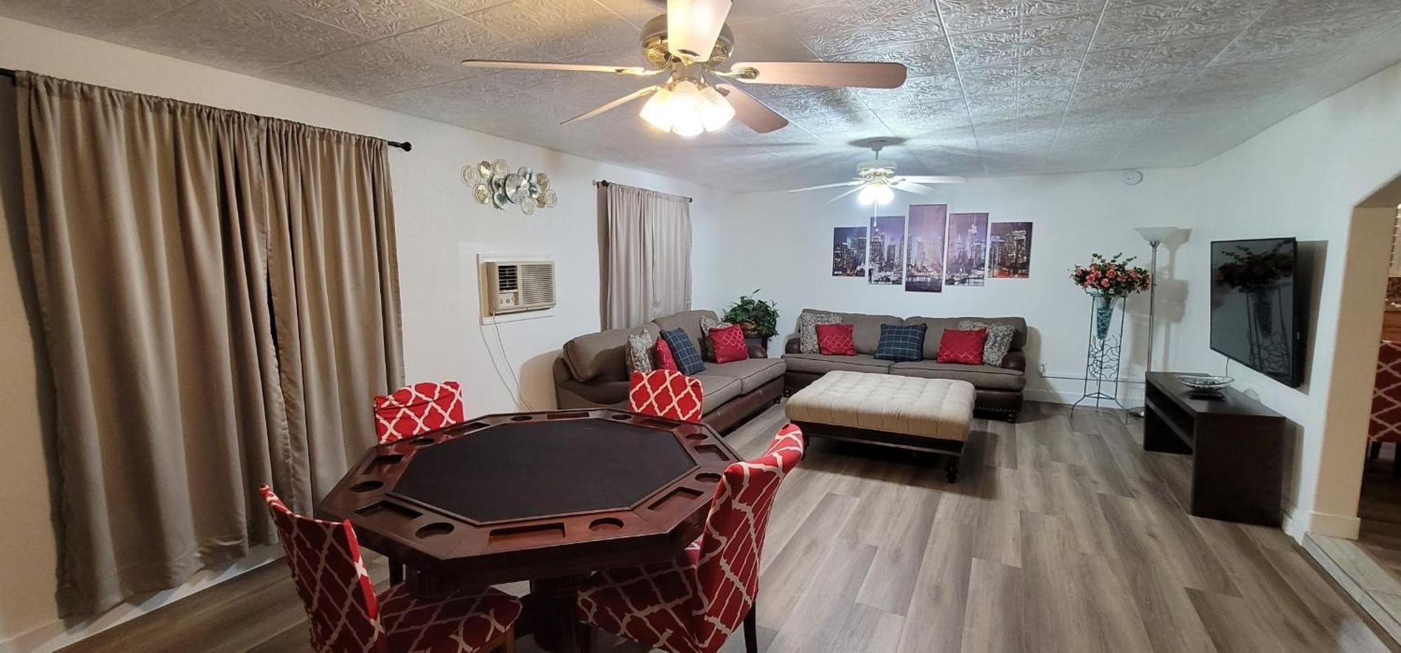Vacation Home 3.5 Mi To Strip/Dt/Outlt Up To 8 Gst Las Vegas Eksteriør billede